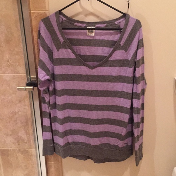 T shirt - Picture 1 of 3